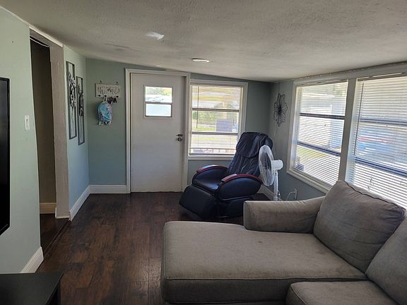 3rd image of 12300 Seminole Blvd Lot 37