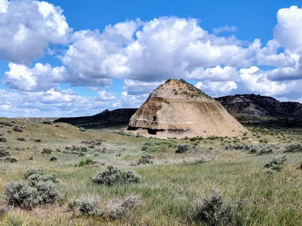 129 Log Creek Rd, Miles City, MT 59301