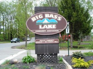 109 State Park Dr, Gouldsboro, PA 18424