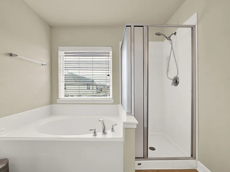 2nd Hallway Bathroom