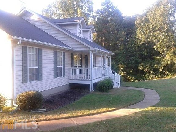 4th image of 390 Country Lake Dr
