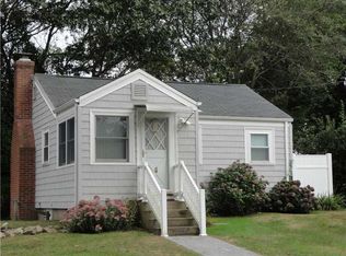 14 Beach Plum Rd, Narragansett, RI 02882