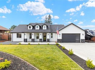 1634 Young Ave, Paradise, CA 95969