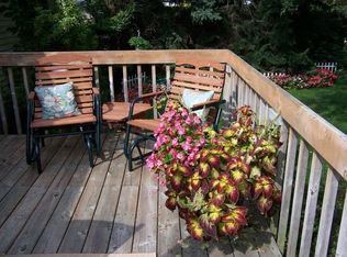 5266 Hillview Dr, Muskegon, MI 49441