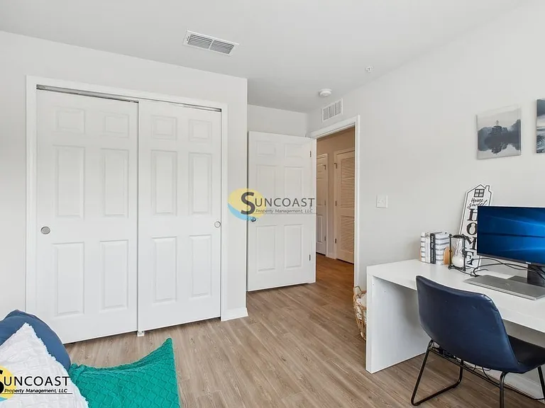 7632 Mailes Ct #7632101 — Photo 12