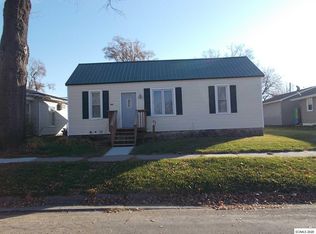 405 N Niagara St, Maquoketa, IA 52060