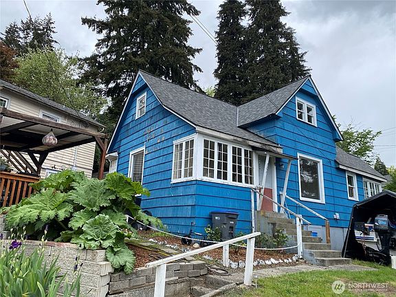 3rd image of 701 S Summit Avenue