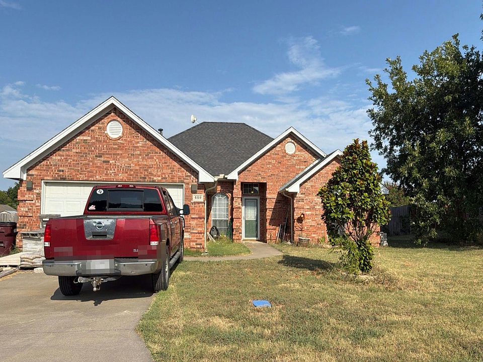 1st image of 409 Blackmon Trl