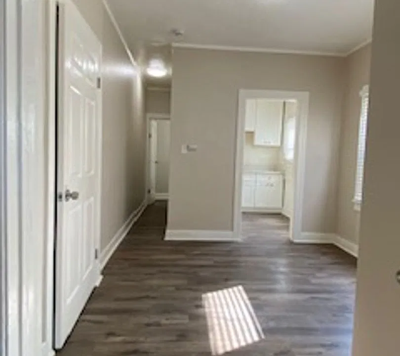 832 W Florence Ave #2A
