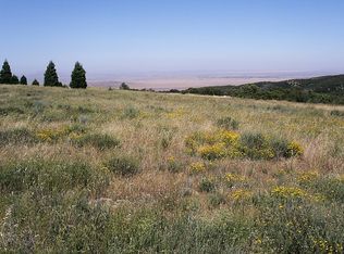 Sawmill Rd, Lake Hughes, CA