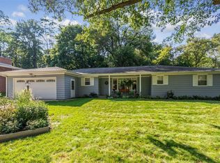 287 Tomahawk Trl SE, Cedar Rapids, IA