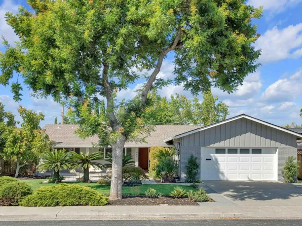 865 W Knickerbocker Dr, Sunnyvale, CA 94087
