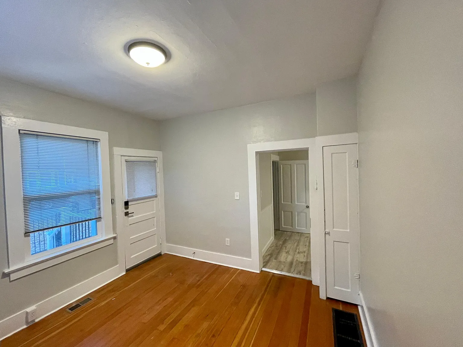 1 bed, 550 sqft, $1,500 — Photo 4