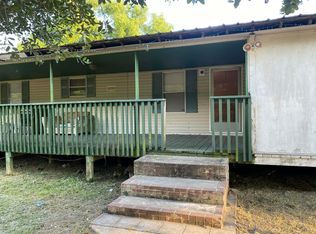 2130 Hayes Rd, Winnie, TX 77665