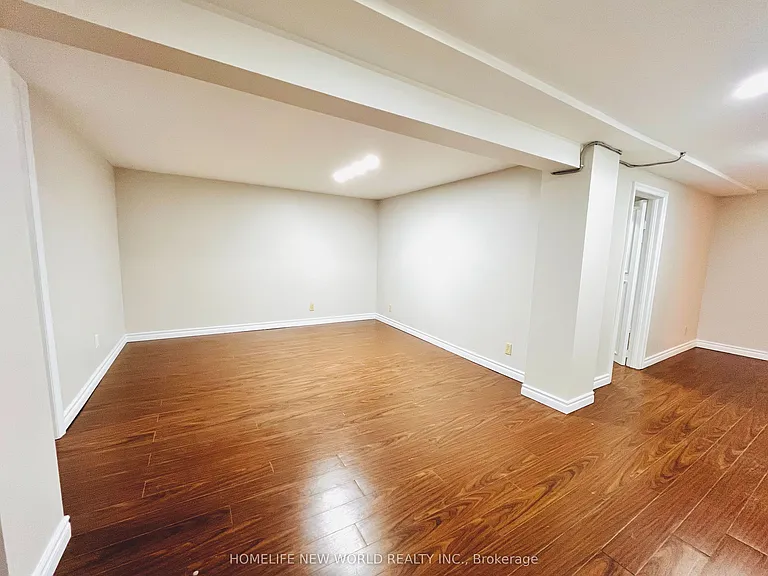 298 Empress Ave #BASEMENT — Photo 8