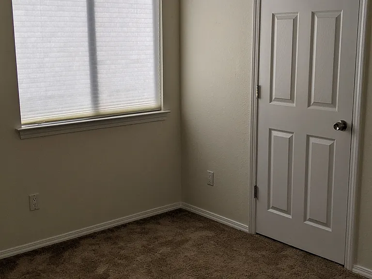 2900 Vista Del Rey NE — Photo 10