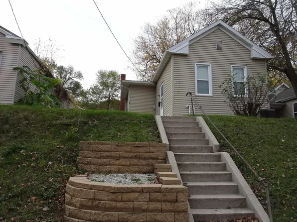 1130 Adams St, Quincy, IL 62301