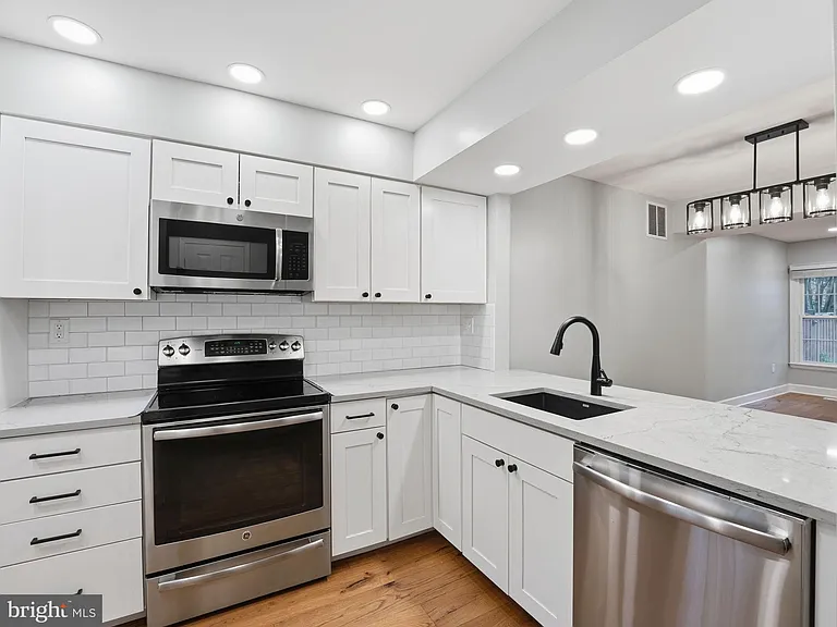 2424 S Walter Reed Dr #2 — Photo 6