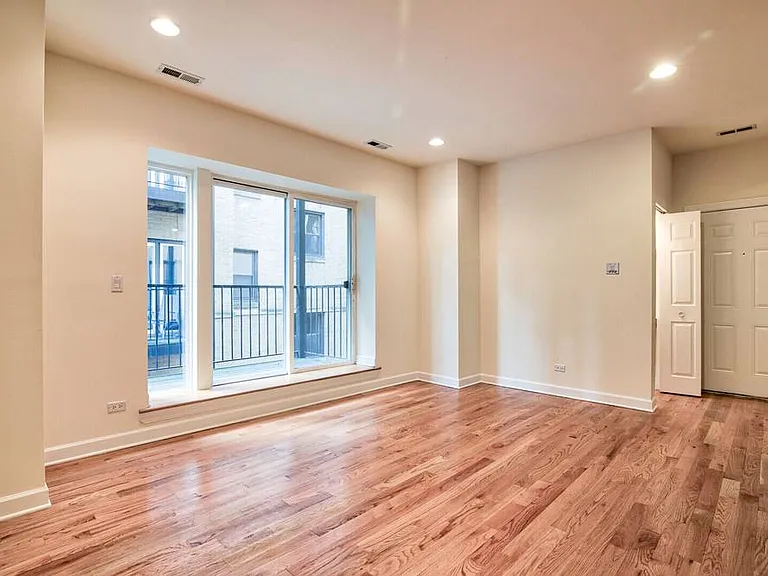3354 W Wilson Ave — Photo 2
