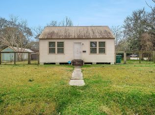 202 Beatrice St, La Marque, TX 77568