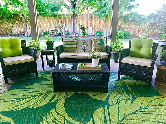 Covered patio 