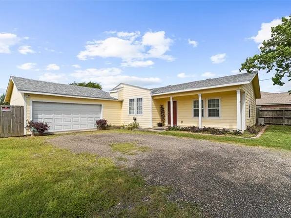 945 Purdue Rd, Corpus Christi, TX 78418