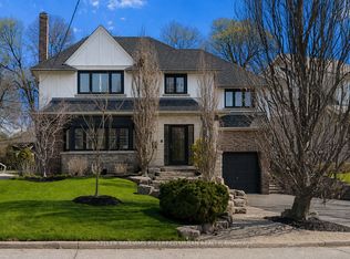 5 Lawrence Cres, Toronto, ON M4N 1M9