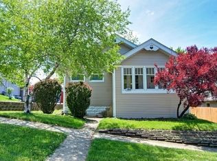 420 Grant St, Lemont, IL