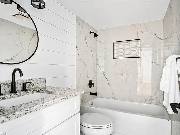 1275 7th Ave N #201 — Photo 25