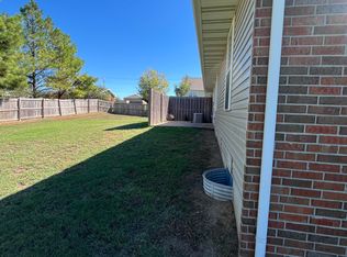 1825 Connecticut Ave S, Joplin, MO 64804