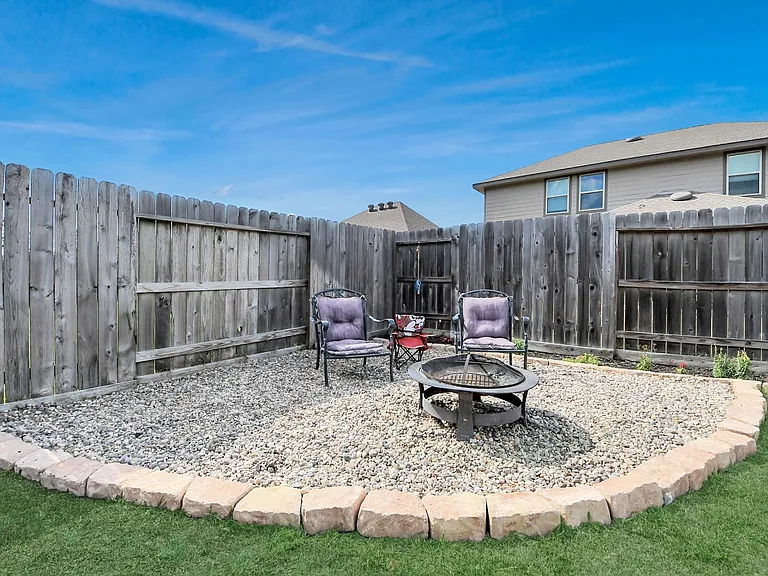 2835 Mistygate Ct — Photo 30