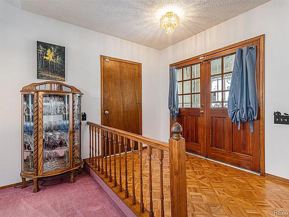 3rd image of 4527 Espana Way
