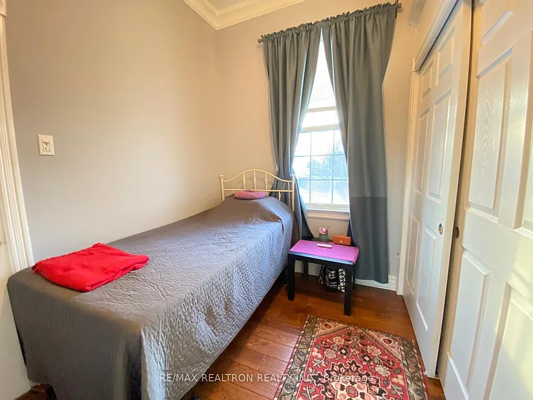 134 Wesley St — Photo 8
