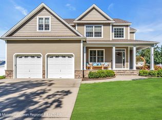 304 Wayne Ave, Pine Beach, NJ 08741