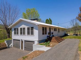 198 Welcome Ln, Otto, NC 28763