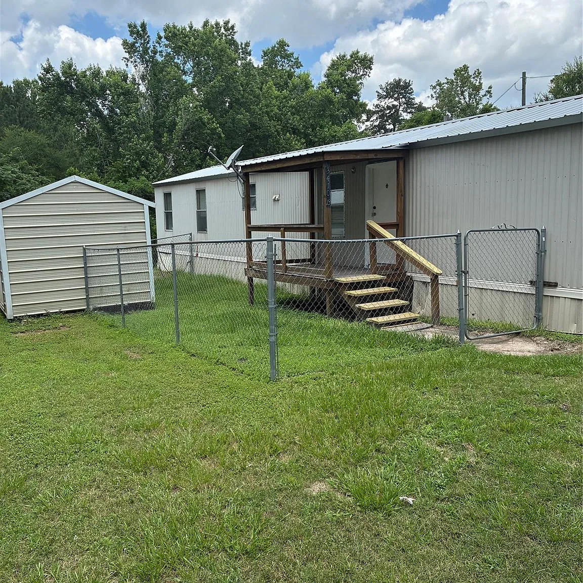 2 bed, 2.0 bath, $895 — Photo 2