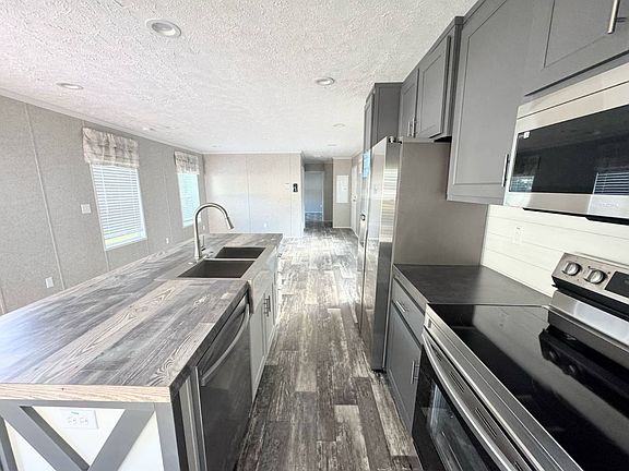 3rd image of 1325 Wilson Rd #12