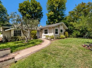 5163 Don Pio Dr, Woodland Hills, CA 91364