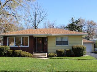 522 E 2nd St, Lockport, IL 60441