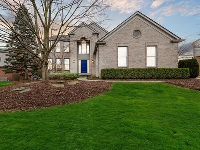 1898 Beaver Creek Dr, Rochester, MI, 48307