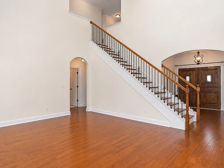 1035 Haylee Brook Ln — Photo 7