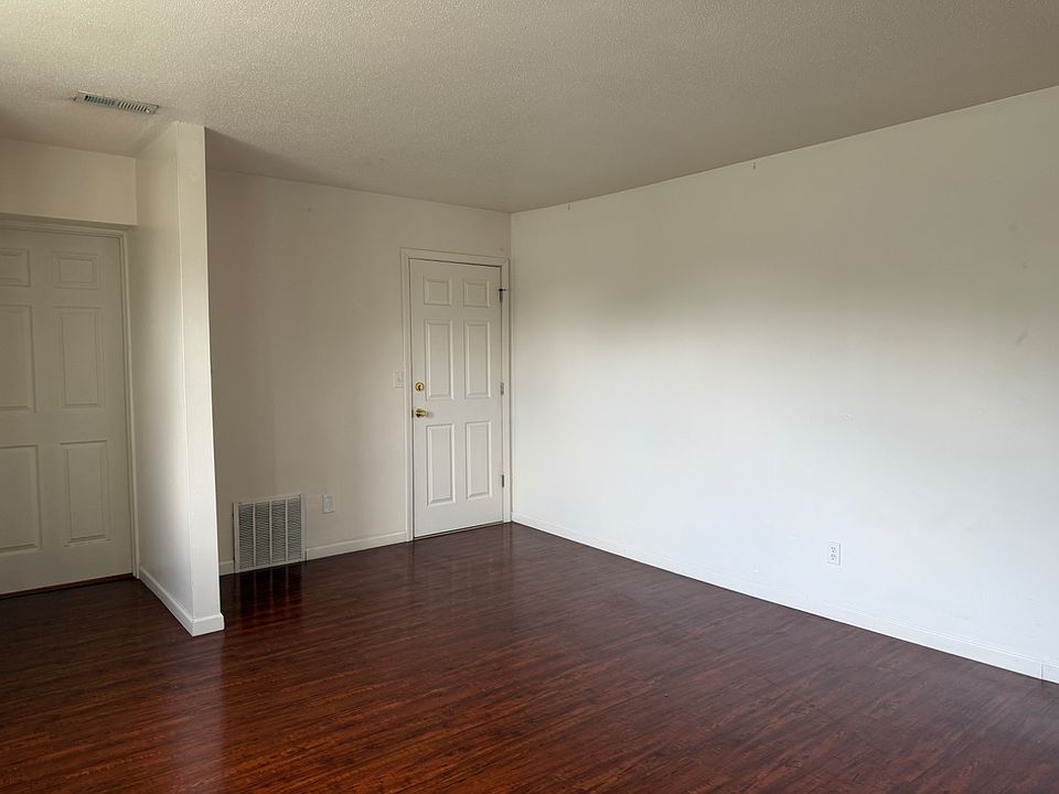 Unit Photo