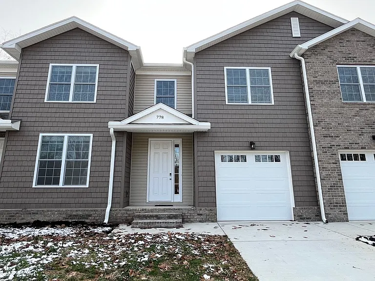 574 Chase Dr #804 — Photo 46