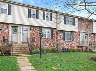 3064 E Bardonner Rd, Gibsonia, PA 15044
