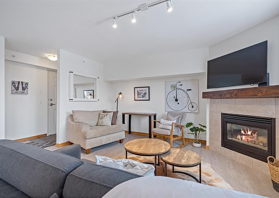 743 SE Railway Ave Canmore, AB, T1W1P2 Apartments for Rent Zillow