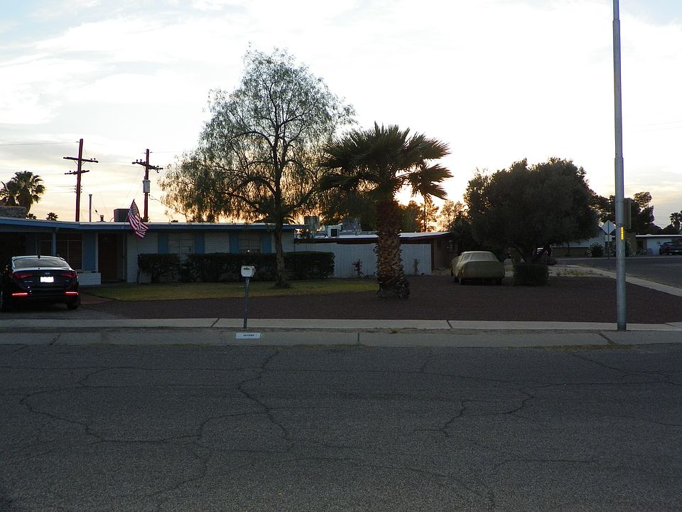 1st image of 900 S Elmerita Ave