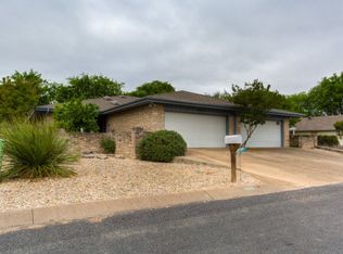 2505 Rogers Cir E, Kerrville, TX 78028