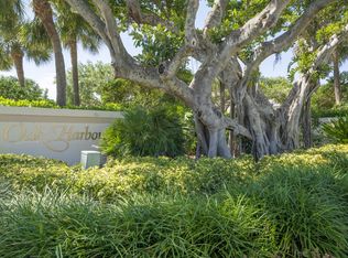925 Oak Harbour Dr #925, North Palm Beach, FL 33408