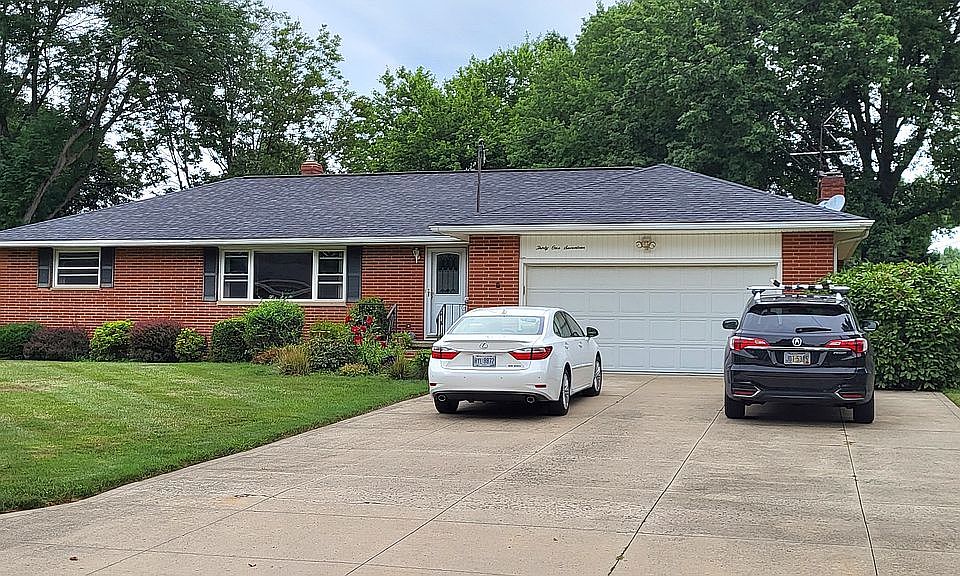 1st image of 3117 Dowling Dr