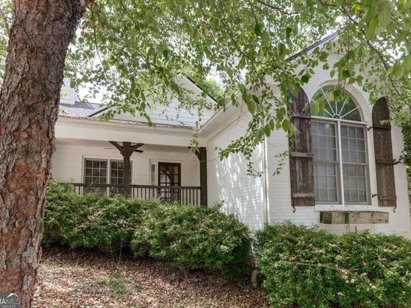 215 Colonial Dr, Athens, GA 30606